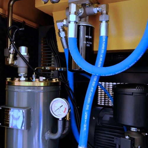 3-u-1 vijčani kompresor 15 kW | 2300 l/min | Spremnik od 500 l i odvlaživač zraka