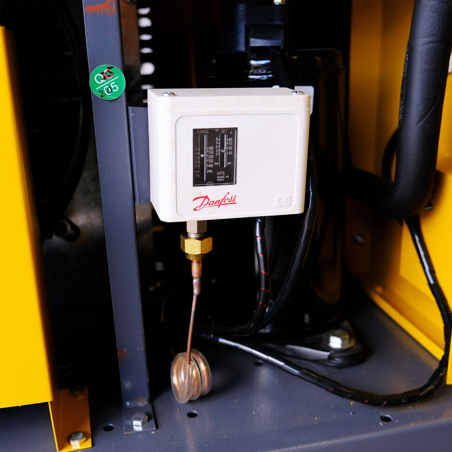 Odvlaživač AH-7.5 SG – stražnji pogled