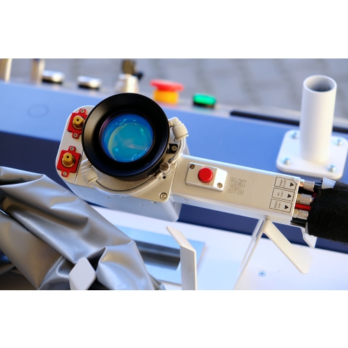 Pulsirajući LASER ZA ČIŠĆENJE FIBER 500W za drvo/metal